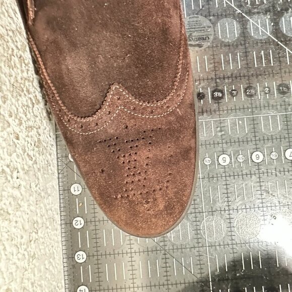 Louis Vuitton Men Size UK 8.5 US 9.5 Brown Suede Brogue Lace Up Chukka Boot main image 11